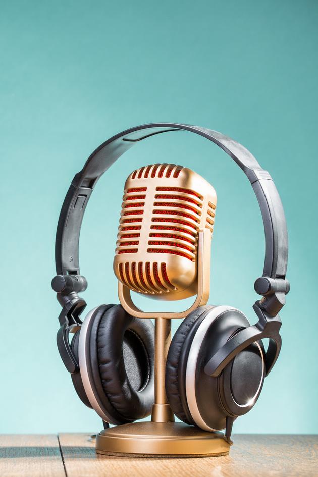 Watch Lewis Capaldi 'Divinely Uninspired to a Hellish Extent' Album 5th