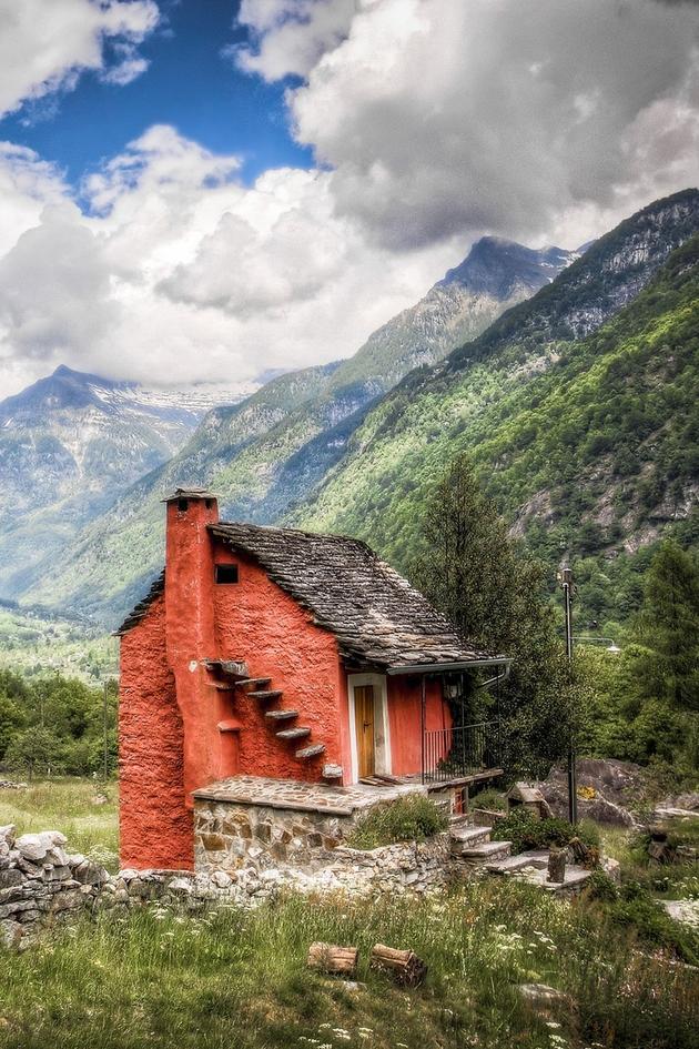 On The Market: Mountain Home