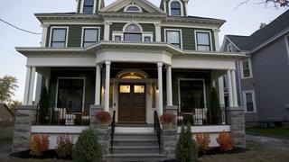 Colonial Revival in Syracuse