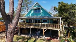 Beachfront Bargain Hunt: Renovation
