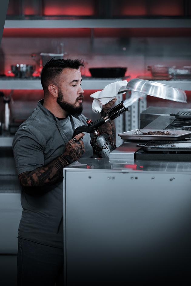 Cutthroat Kitchen: Knives Out