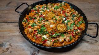 Flay vs. Chauhan vs. Lofaso: Global Live-Fire Feast