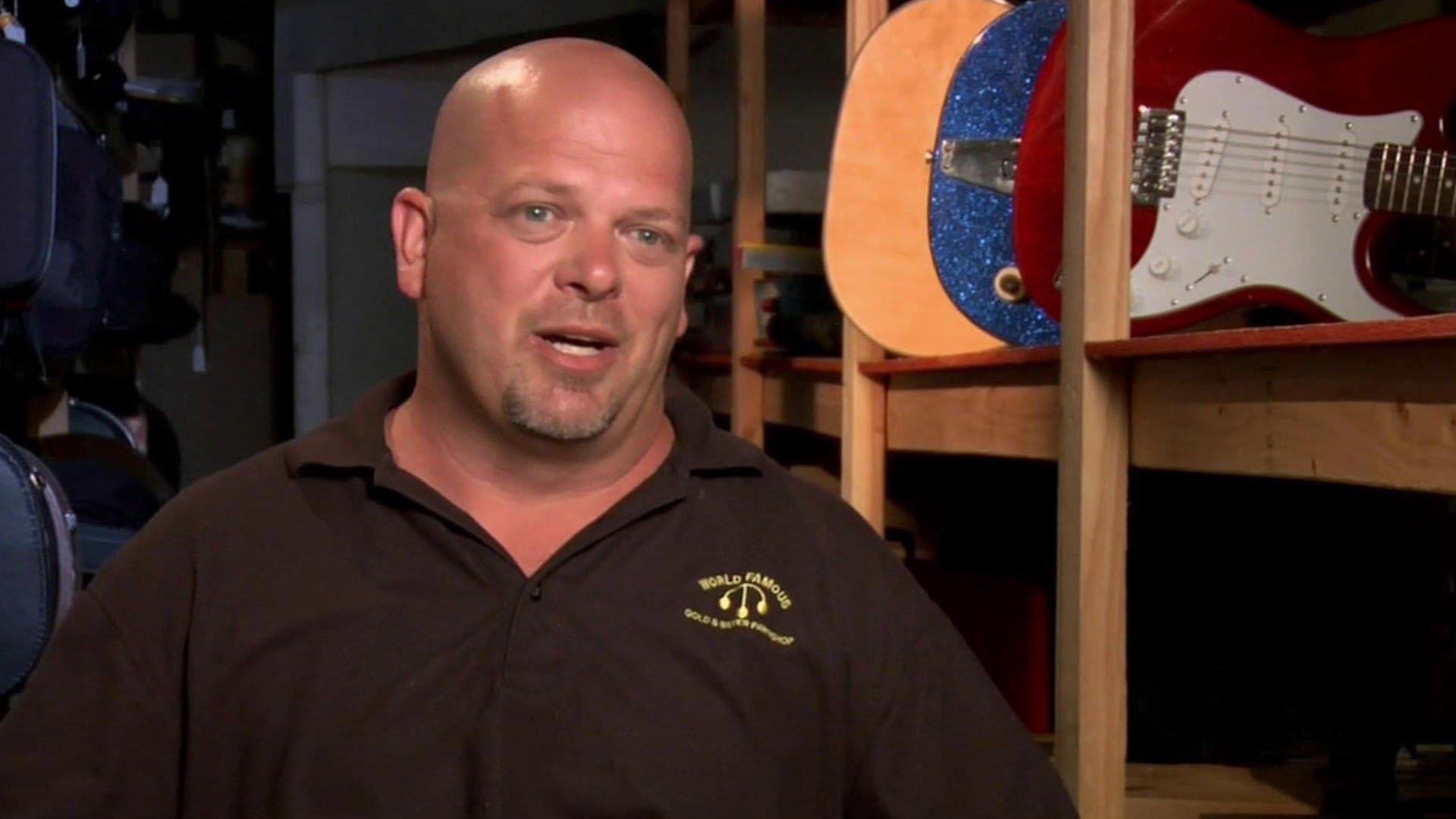 Pawn Stars: Peaches & Pinups