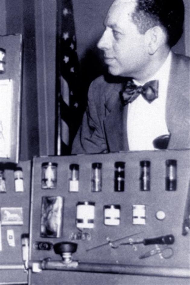 Hooked: Illegal Drugs and How They Got That Way