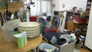 Hoarding: Buried Alive