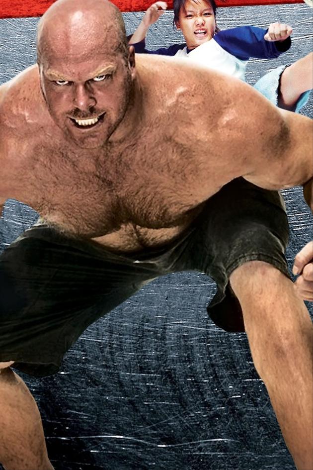 Muay Thai Giant