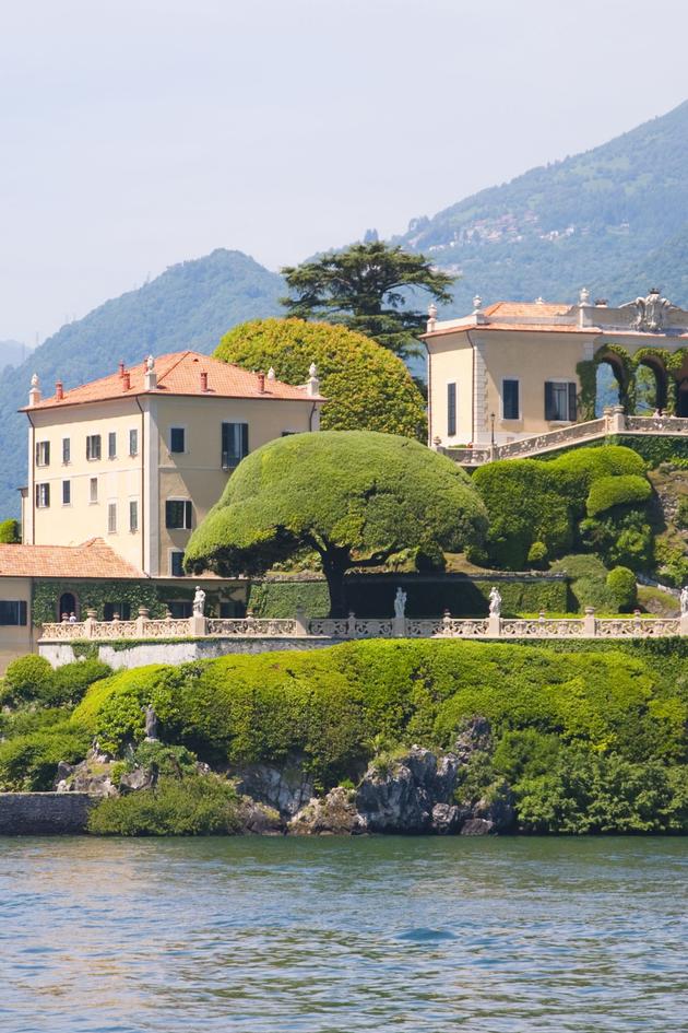 Celebrity House Hunting
