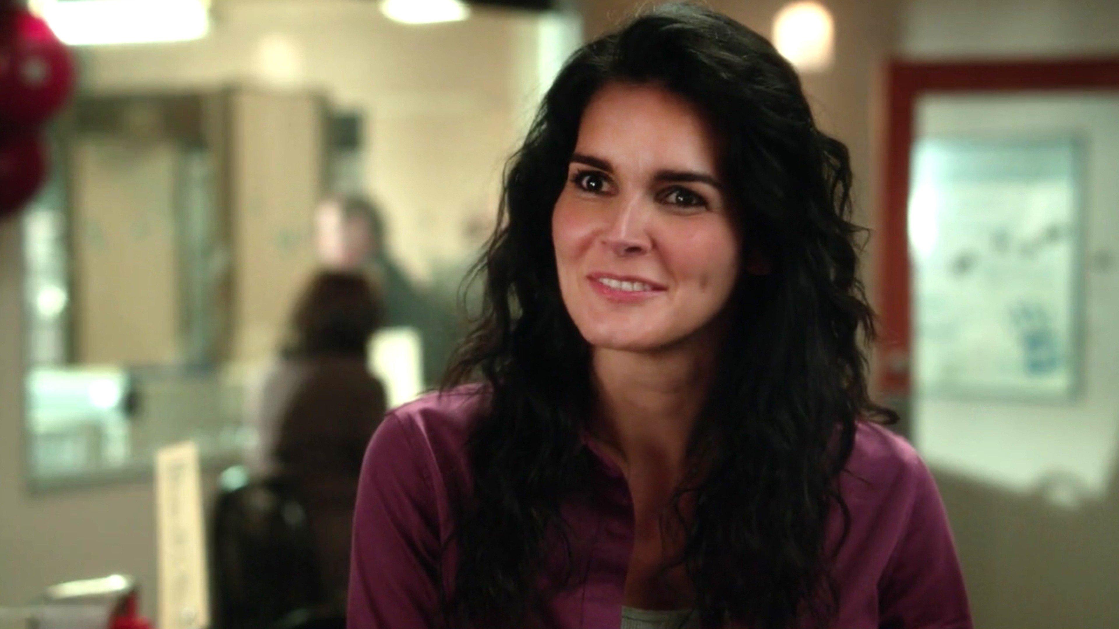 Rizzoli &amp; Isles: Crazy for You
