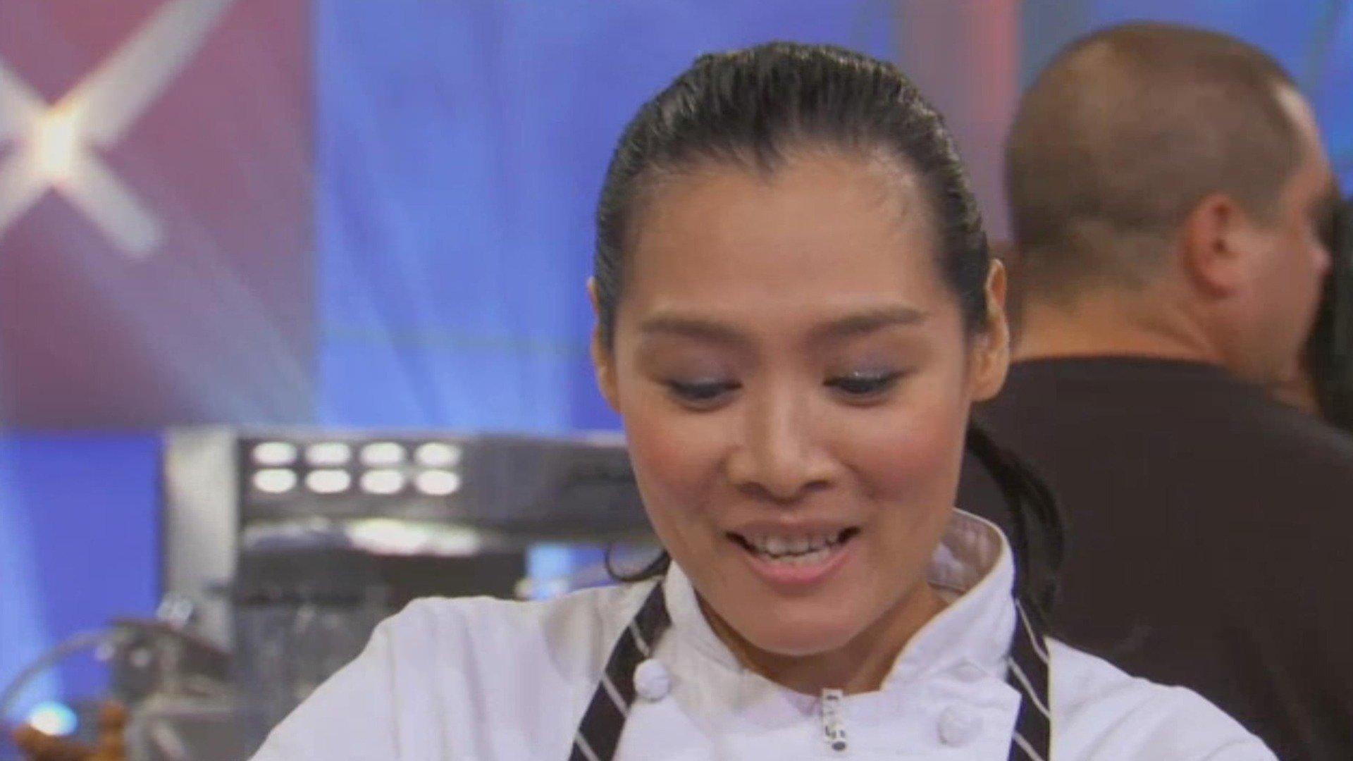 Iron Chef America Flay vs. Thaimee
