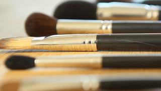 How To Clean Your Make-Up Brushes