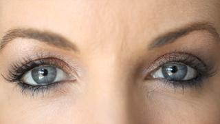 How To Accentuate Your Blue Eyes