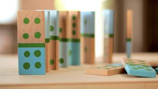 Robert's Dominoes Set (Father's Day DIY)